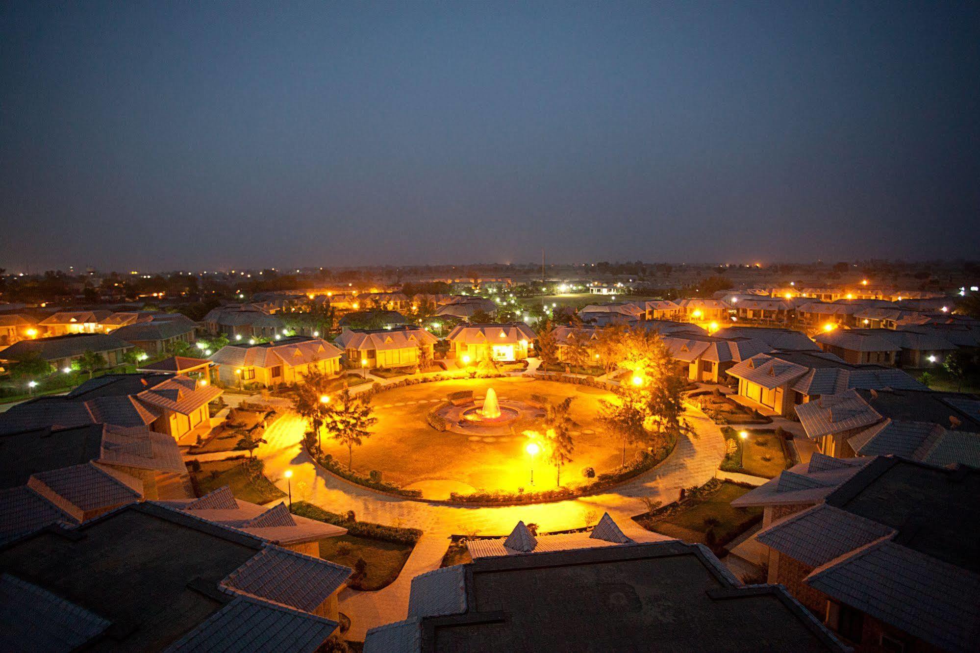 Shri Radha Brij Vasundhara Resort & Spa Govardhan Exterior photo