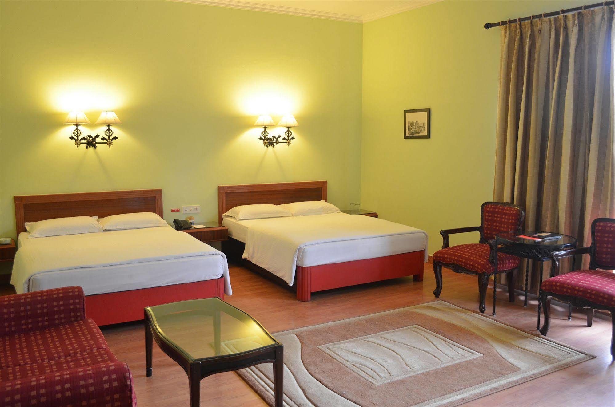 Shri Radha Brij Vasundhara Resort & Spa Govardhan Exterior photo