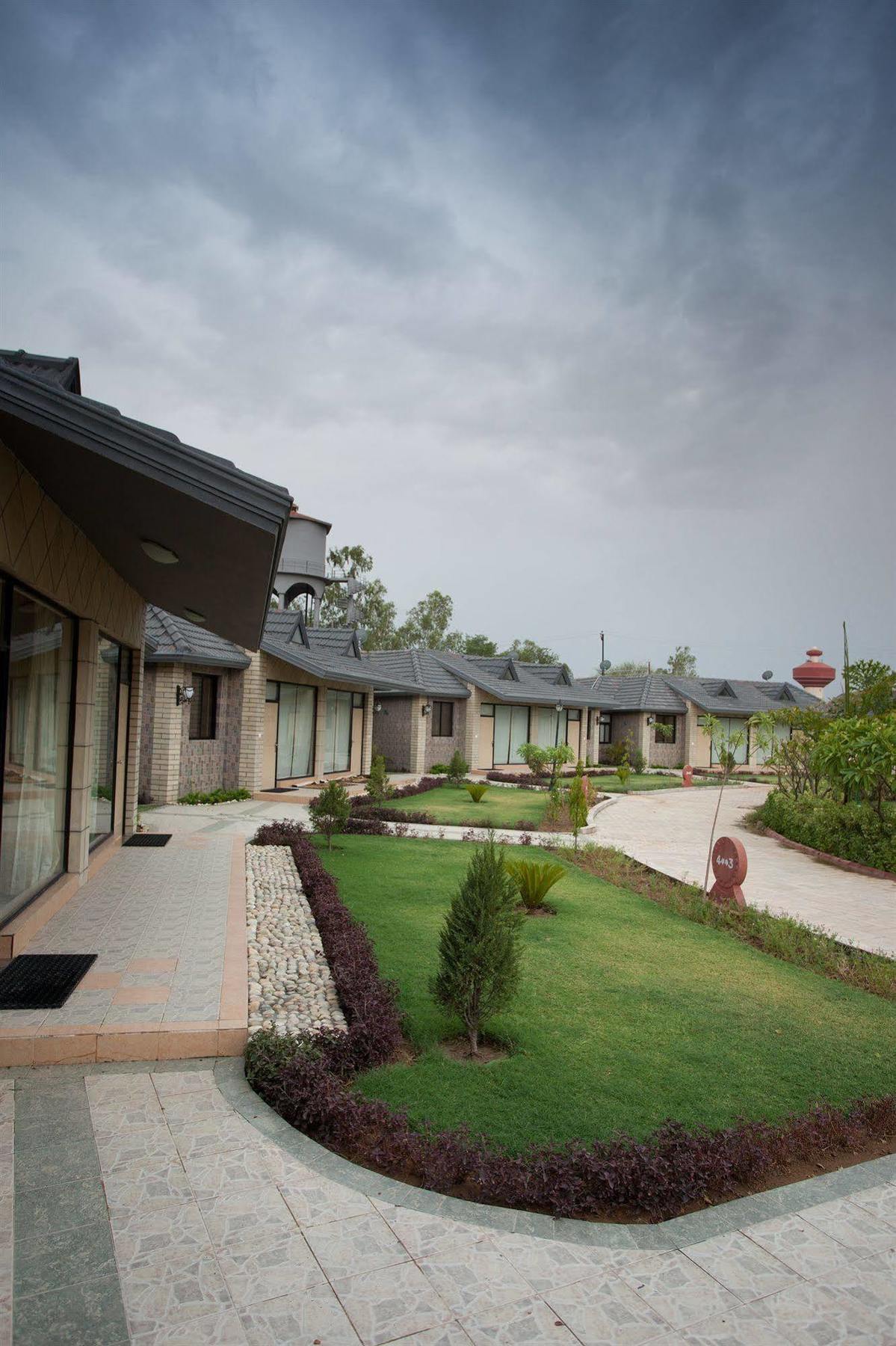 Shri Radha Brij Vasundhara Resort & Spa Govardhan Exterior photo