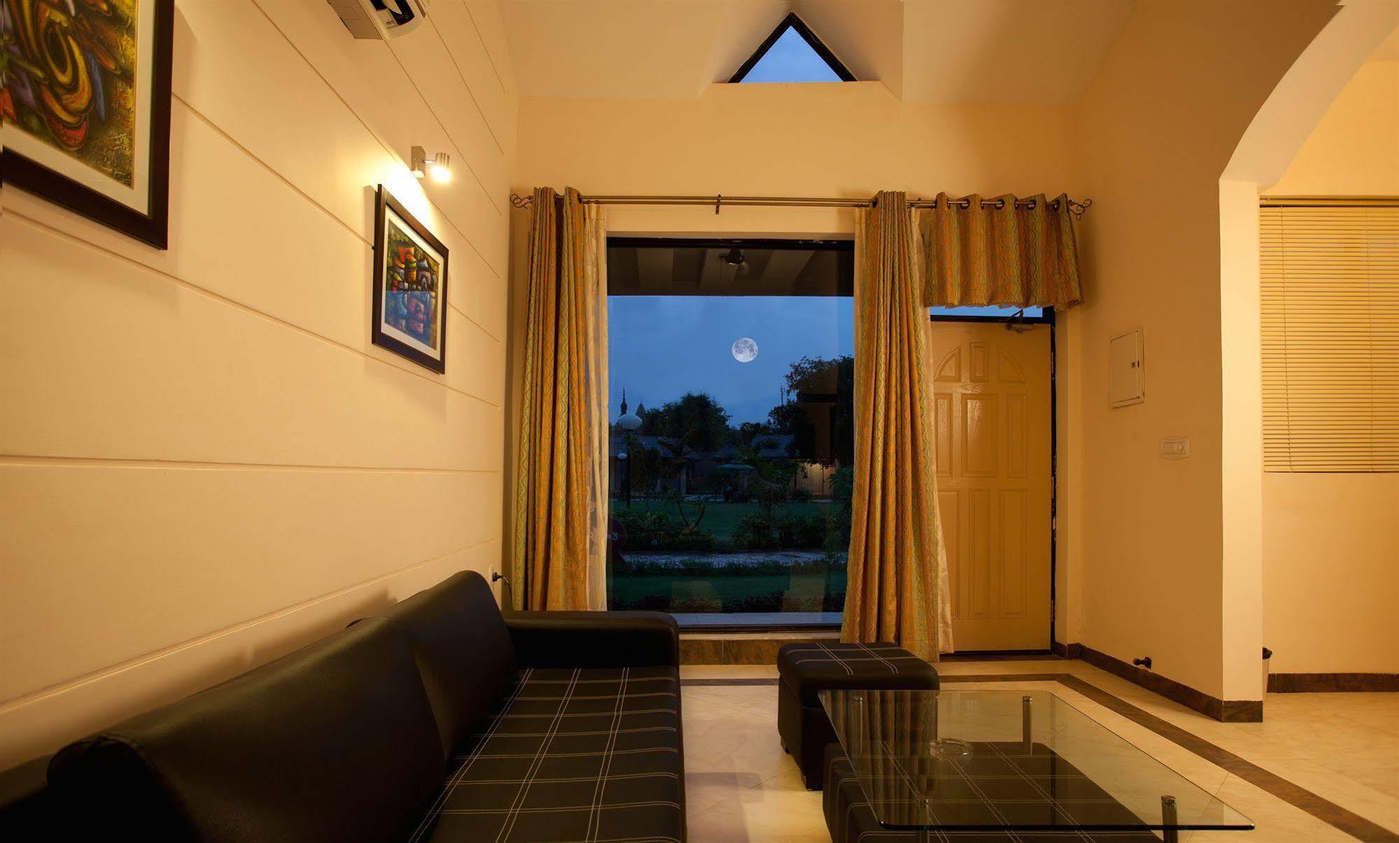 Shri Radha Brij Vasundhara Resort & Spa Govardhan Exterior photo