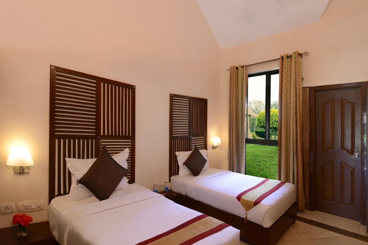Shri Radha Brij Vasundhara Resort & Spa Govardhan Exterior photo